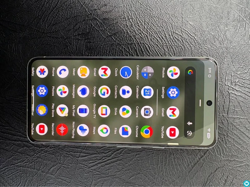 Used Google pixel 8 - 5/6