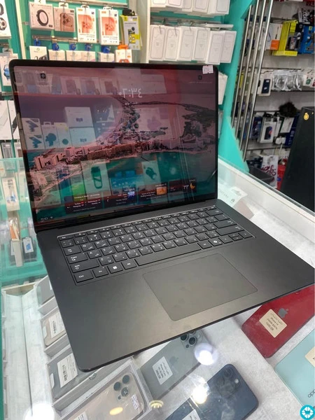 Microsoft Surface Laptop 32gb ram 1tb good condition - 2/3