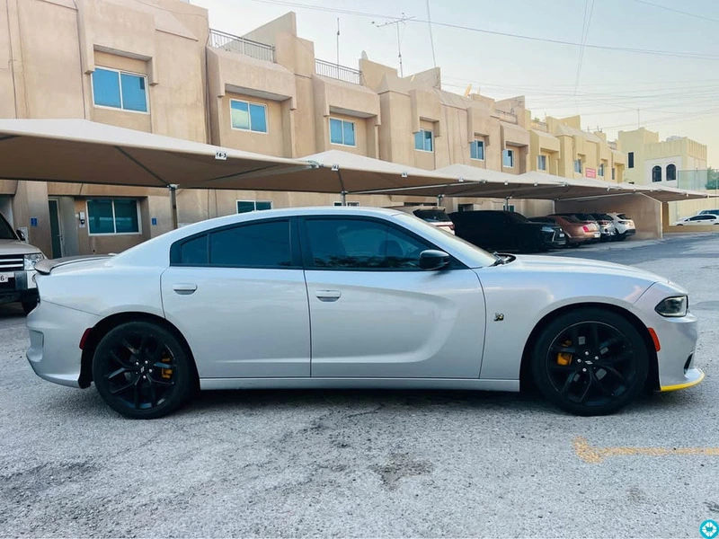 Dodge Charger Sxt, 2020 - 3/7