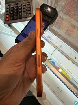 17 pro 256 arabic used 10 months warranty - 2