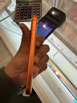 17 pro 256 arabic used 10 months warranty - 5