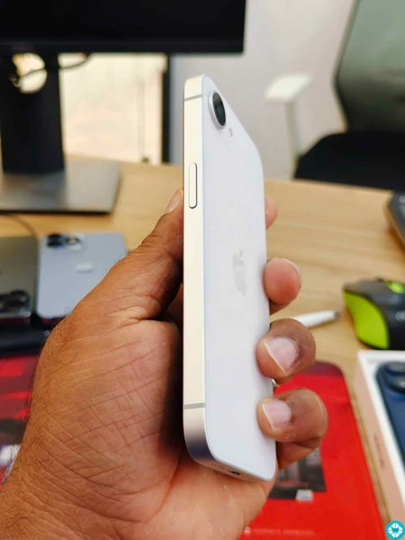 IPHONE 16E 128GB SALE OR SWAP - 4/7