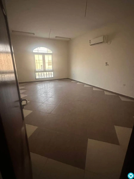 Standalone Villa for Rent in Umm Sala Mohammed 9BHK - 2/6
