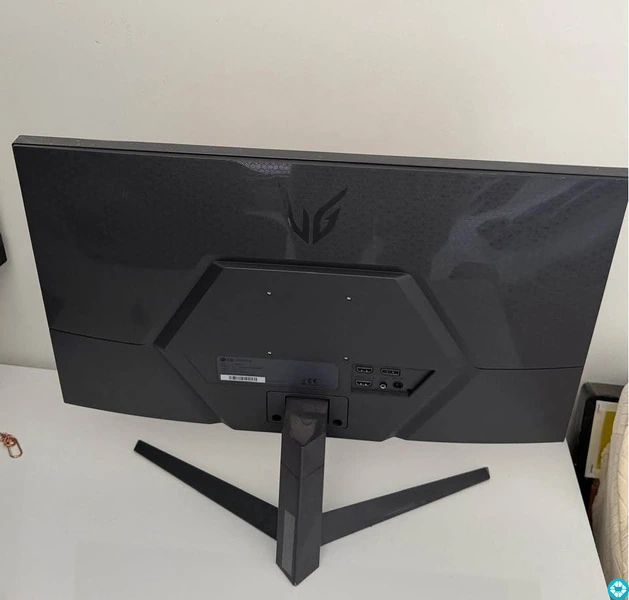 LG Ultra Gaming Monitor - 1/3