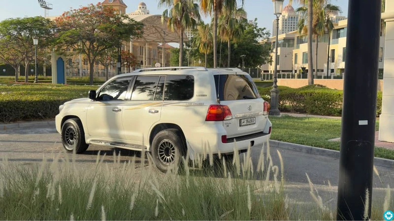 Toyota Gxr 2011 km 400 very good condition drive Finance cash exchange all kind deal possible - 3/8