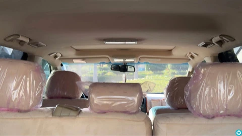 Toyota Gxr 2011 km 400 very good condition drive Finance cash exchange all kind deal possible - 8