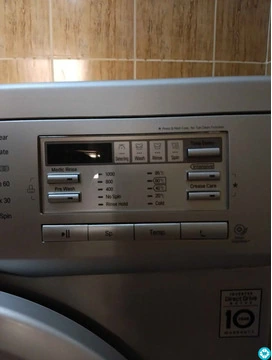 Used LG washing machine 6Kg - 5