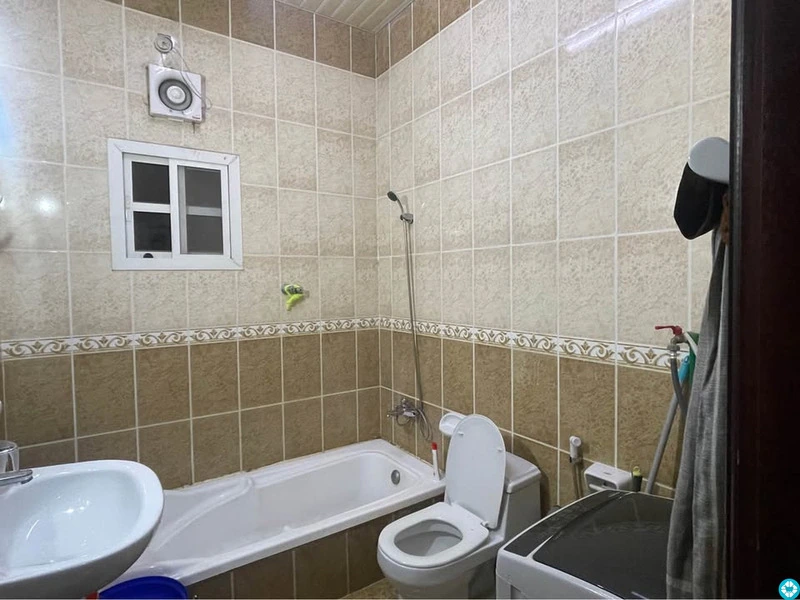 1BHK(large room)fully Furnished ✅ Neat and clean ⚡️ 💧 +Wifi Included 📺 Smart TV - 2/4