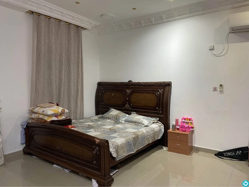 1BHK(large room)fully Furnished ✅ Neat and clean ⚡️ 💧 +Wifi Included 📺 Smart TV - 3/4