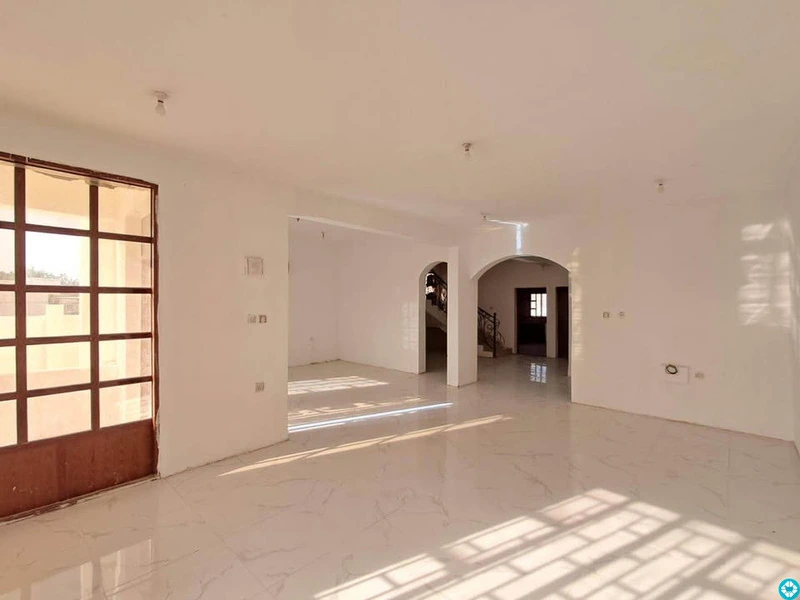 Nice Villa 6bhk in Al Simaisma for rent with Sea View - 4/8