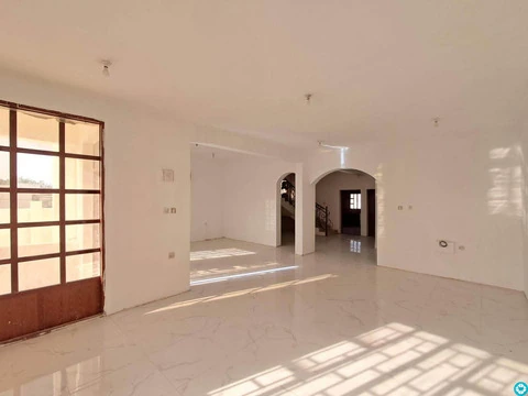 Nice Villa 6bhk in Al Simaisma for rent with Sea View - 4