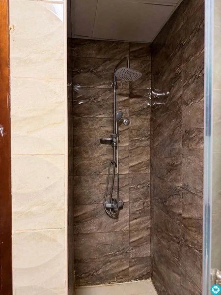 1BHK & studios | Premium Compound Apartments | Bills Included | Pool & Gym Access - 3/7