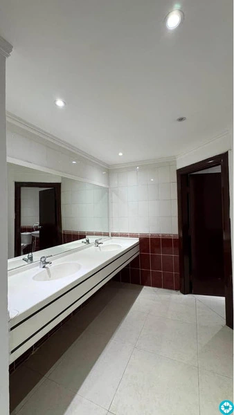 Compound villa near old rayyan metro station - 3/8