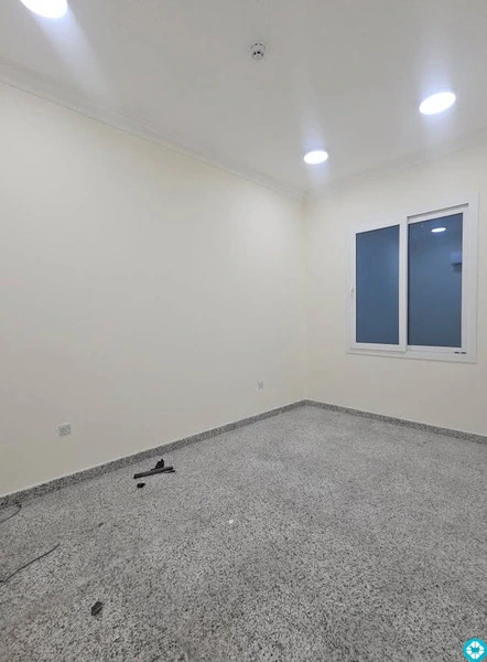 BRAND NEW 2 BHK AVAILABLE BIN OMRAN NEAR HMC FOR EXECUTIVE BACHELORS - 6/6