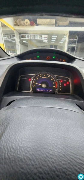 Honda civic 2006 - 3/7