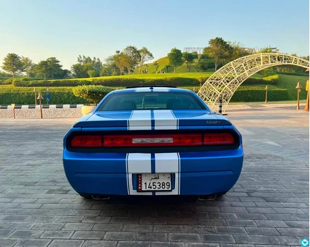 Dodge Challenger V8 Full option SRT 8 inspired 2013 - 2