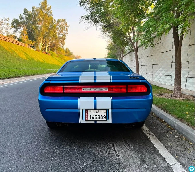 Dodge Challenger V8 Full option SRT 8 inspired 2013 - 6/8