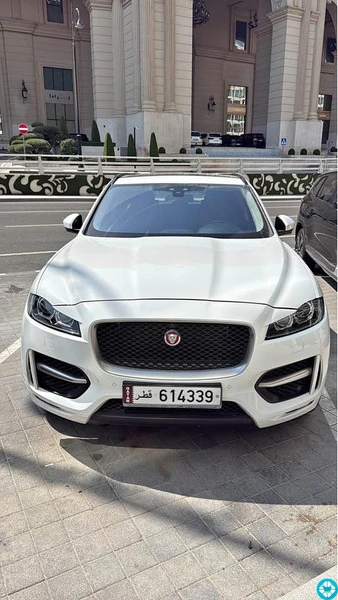Jaguar F Pace R 2019 - 1/6