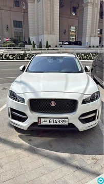 Jaguar F Pace R 2019