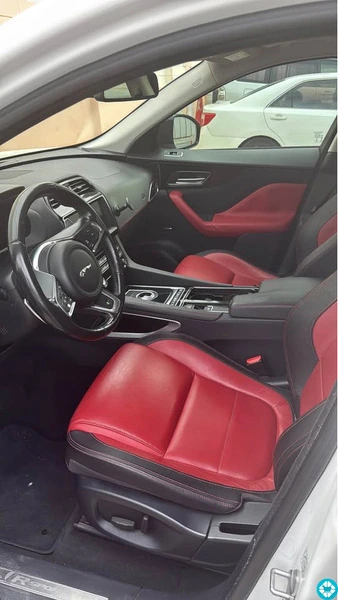 Jaguar F Pace R 2019 - 5/6