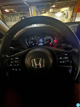 Honda HRV 2023 Mid-option. 37,000 km Mileage Full service history - 6