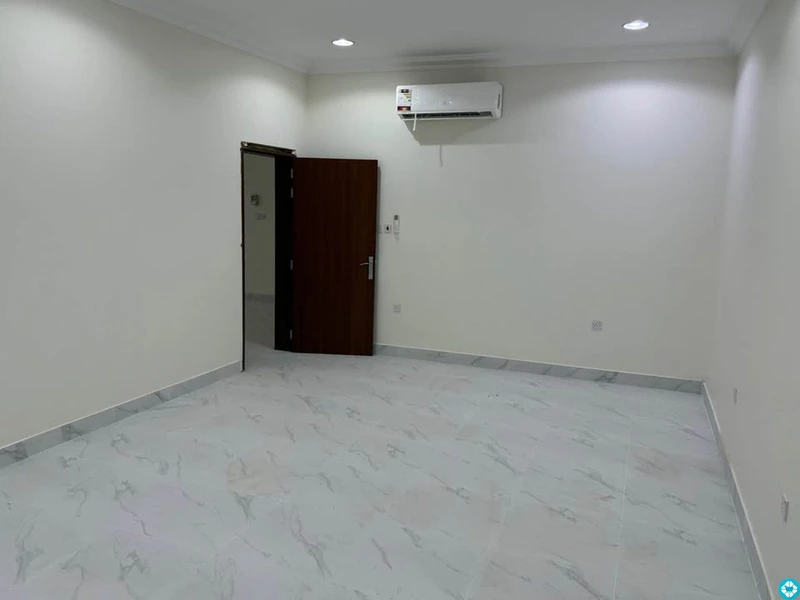 2bhk 2bath brand new family apartments for rent in Aziziya. Including kharama and wifi - 5/8