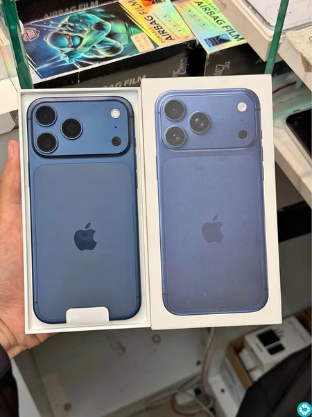iPhone 17 pro Max 1Tb blue - 1/4