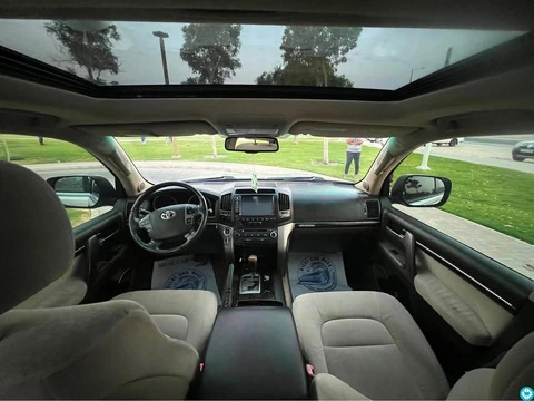 Toyota Land Cruiser VXR V8 | 2011 - 6