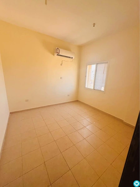 2 BHK Apartment for Rent – Al Nasr - 3/7
