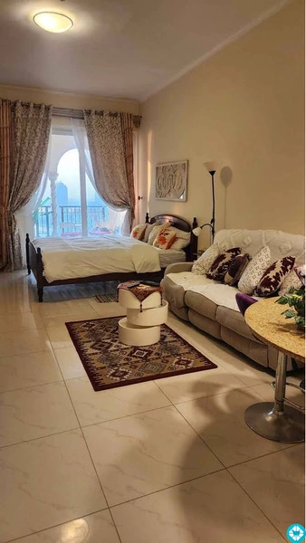 🚨 Only 1 Month Available | Beachfront Studio with Balcony, Jacuzzi & Sauna | The Pearl! 🌊☀️ - 4/8