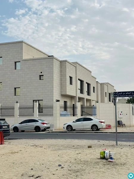 BRAND NEW VILLA ACCOMADATION AVAILABE 2 BHK ,1 BHK AND STUDIO (NO COMMISION) - 6/8