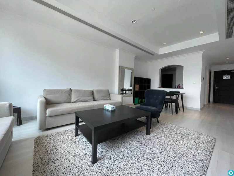 Villa for Rent in Compound - Semi Furnished with Pool & Gym | 1 Month Free - 2/10