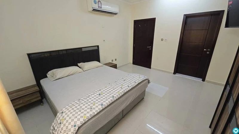 FULLY FURNISHED LUXURY SUPER SPACIOUS STUDIO - 7/9