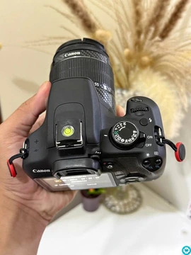 Canon 1200D (With Original Charger and Memory Card)