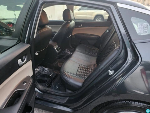 KIA OPTIMA 2019 MODEL FOR SALE URGENT SALE - 9