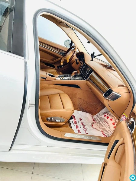 2013 PORCHE PANAMERA S (Like New) sale or swap - 9/10
