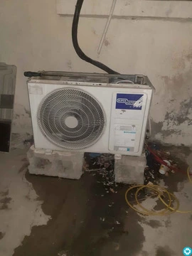 AC Technician, AC Cleaning & Maintenance 24/7 Available - 2