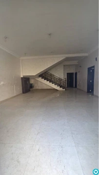 Spacious 8-BHK Family Duplex Villa Available For Family In MADINAT KHALIFA SOUTH - 10
