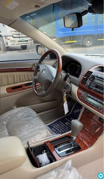 Toyota Camry 2005 VVT-i - 1/9