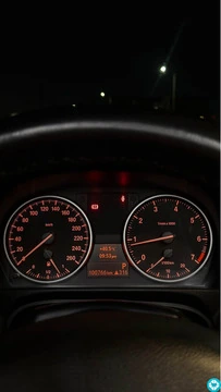 BMW 320i Convertible-Hardtop Full Option - 8
