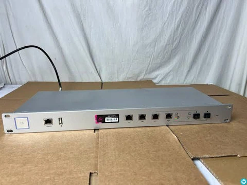 Unifi Security Gateway Pro - 2