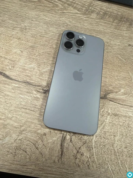 iPhone 15 Pro Max 84% 256GB Natural Titanium - 5/7