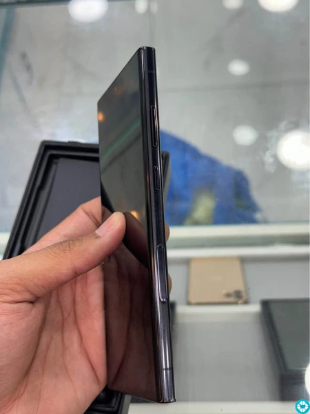 Samsung S23Ultra 512gb - 4/4