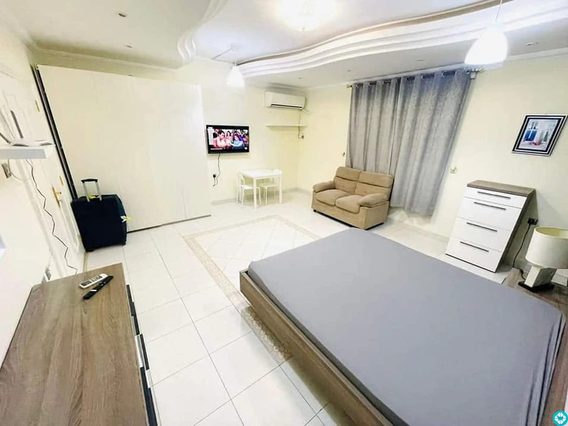 Family rooms for rent available around doha Qatar - 1/8