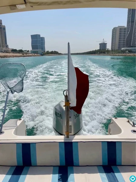 24ft Motor Boat - 6/8