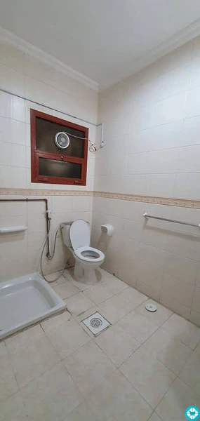 Un&Furnished 3Bedroom Apartment - 5/8