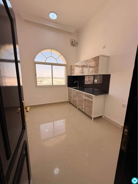Apartments and Studios for First Occupancy in Rawdat Al Hamama - 2/4