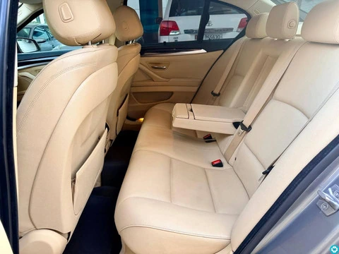 BMW 520i 2016 low mileage - 8