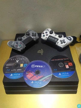PlayStation 4 pro 1 TB storage Softer version 8.00 - 2