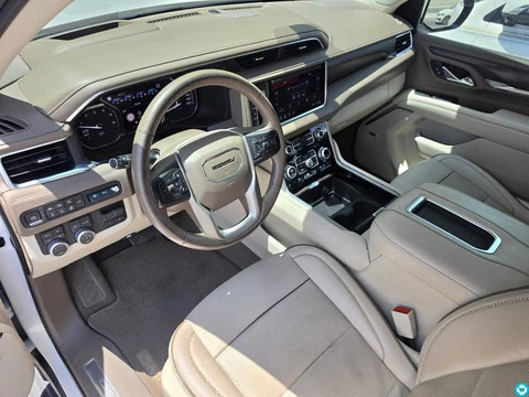 Gmc Yukon Denali Model : 2021 Km : 123,000 Price : 144,000 Qr - 3
